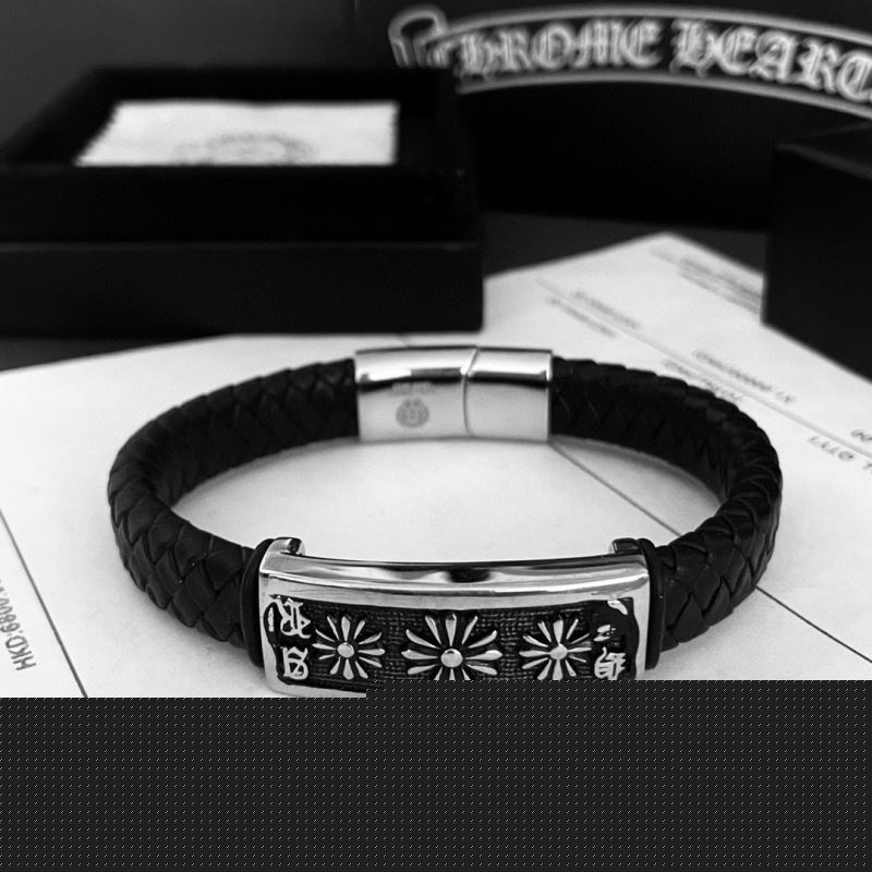 Ch**me He**ts bracelets